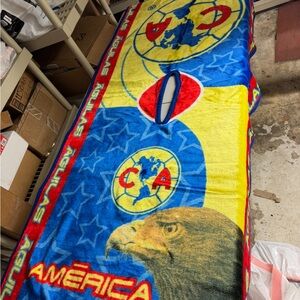 Cobertor/Blanket/Poncho Aguilas Club America